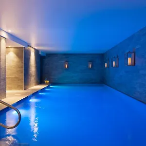 4* Hotel Rockypop &
